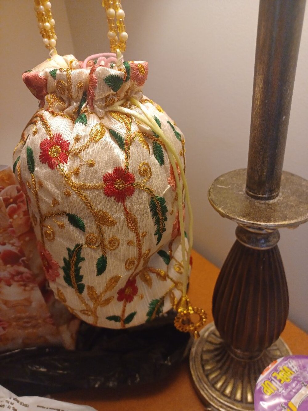Embrodered bag